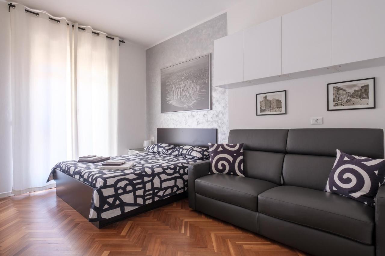 Galleria Del Toro Apartments โบโลญญา ภายนอก รูปภาพ